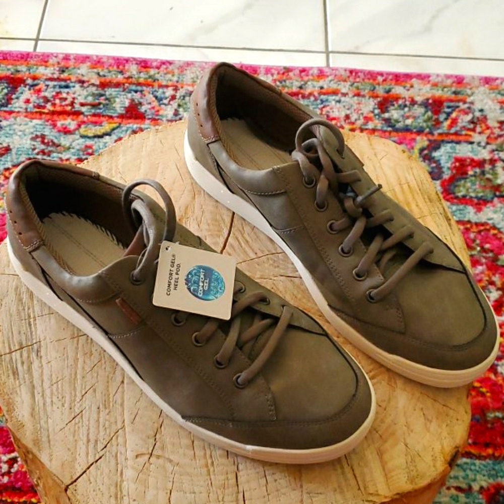 Nunn Bush sneakers